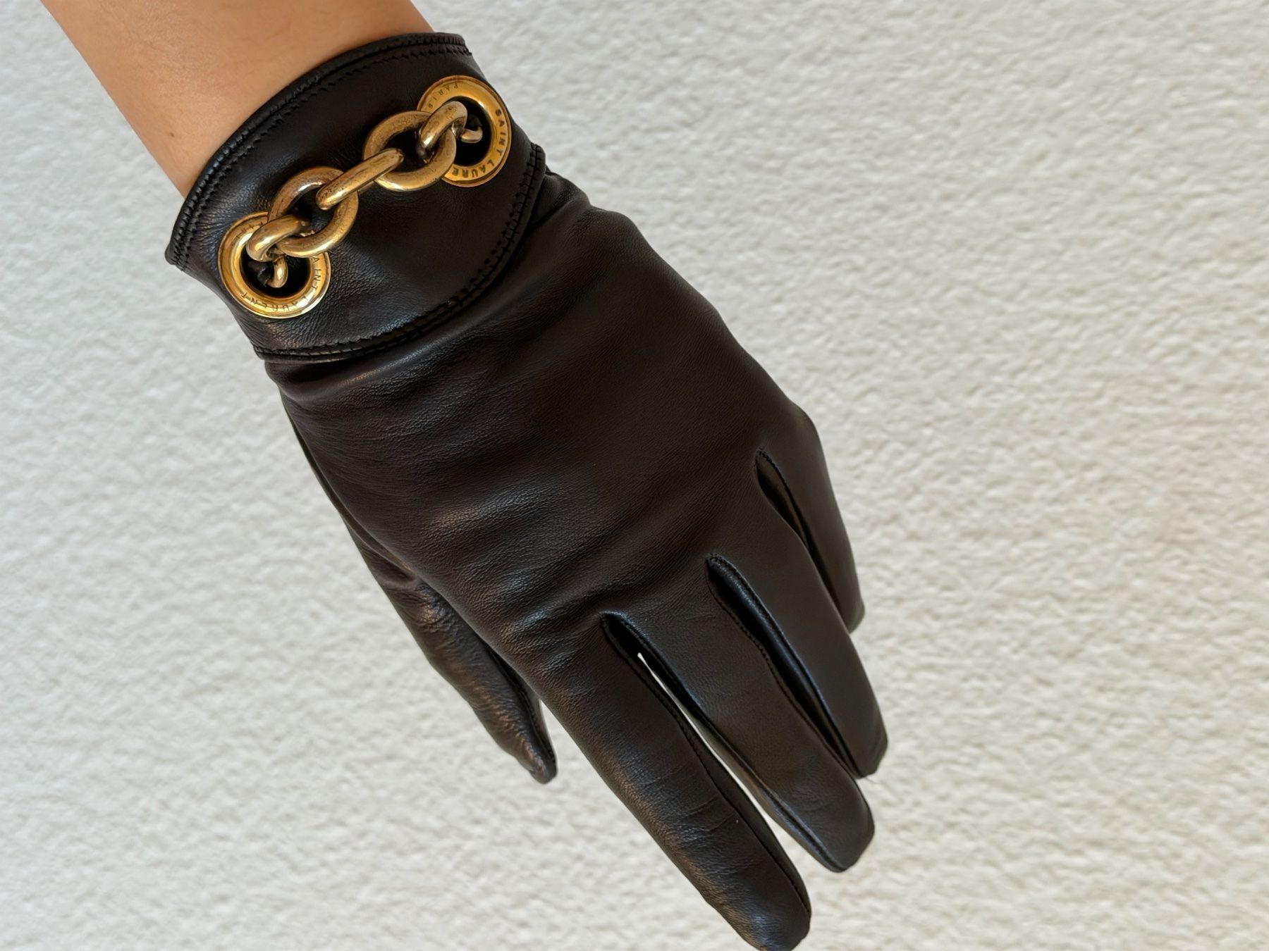 Guanti & manicotti: Saint Laurent Handschuhe – Nuovo (secondo la descrizione) da Burgdorf venduto da ime_f9f6 2