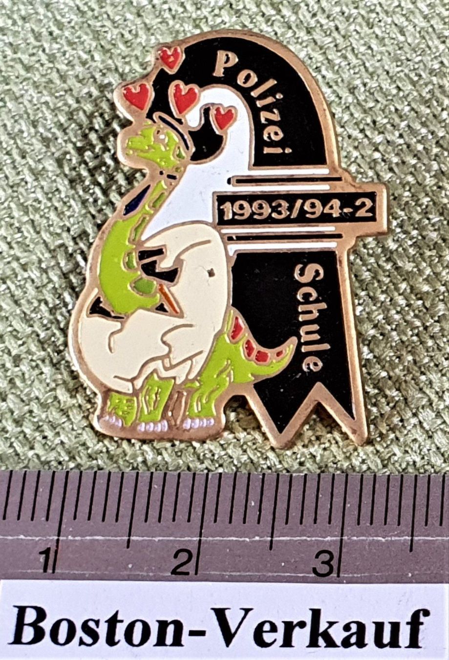 Placchette & Badge: D702  Pin Basler Polizei Schule Dinobaby – Usato da Reinach BL venduto da Boston-Verkauf 2