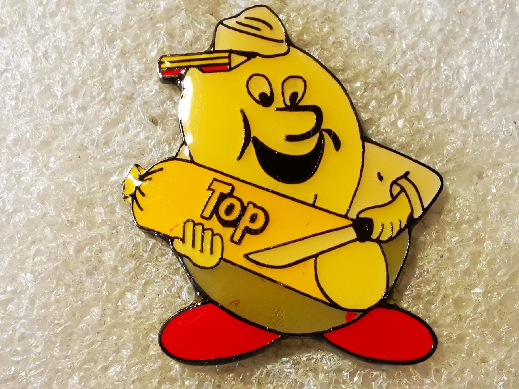 Placchette & Badge: Ansteckpin 195: Topi – Usato da Oppligen venduto da Pin-Fall-Shop