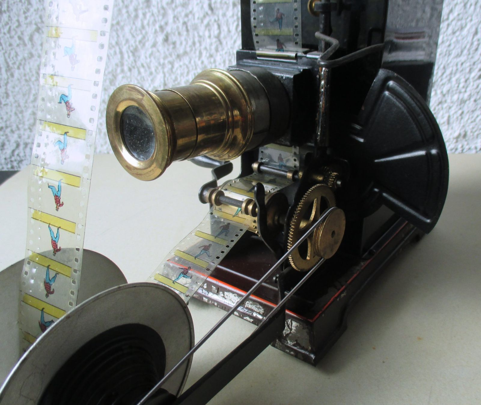 Home Cinema: Laterna Magica + Cinematograph – Usato da Brunnen venduto da brocundfloh 4