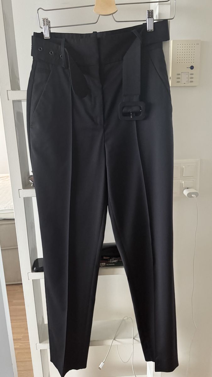 Kooples Pantaloni: The Kooples Paris Wool Trousers - Size 36 – Usato da zug venduto da Inaar