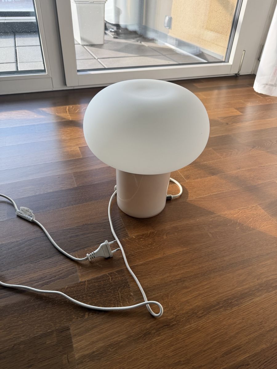 Ikea Lampade: DEJSA Tischleuchte beige/opalweiss Glas – Usato da Dietikon venduto da schultealina__