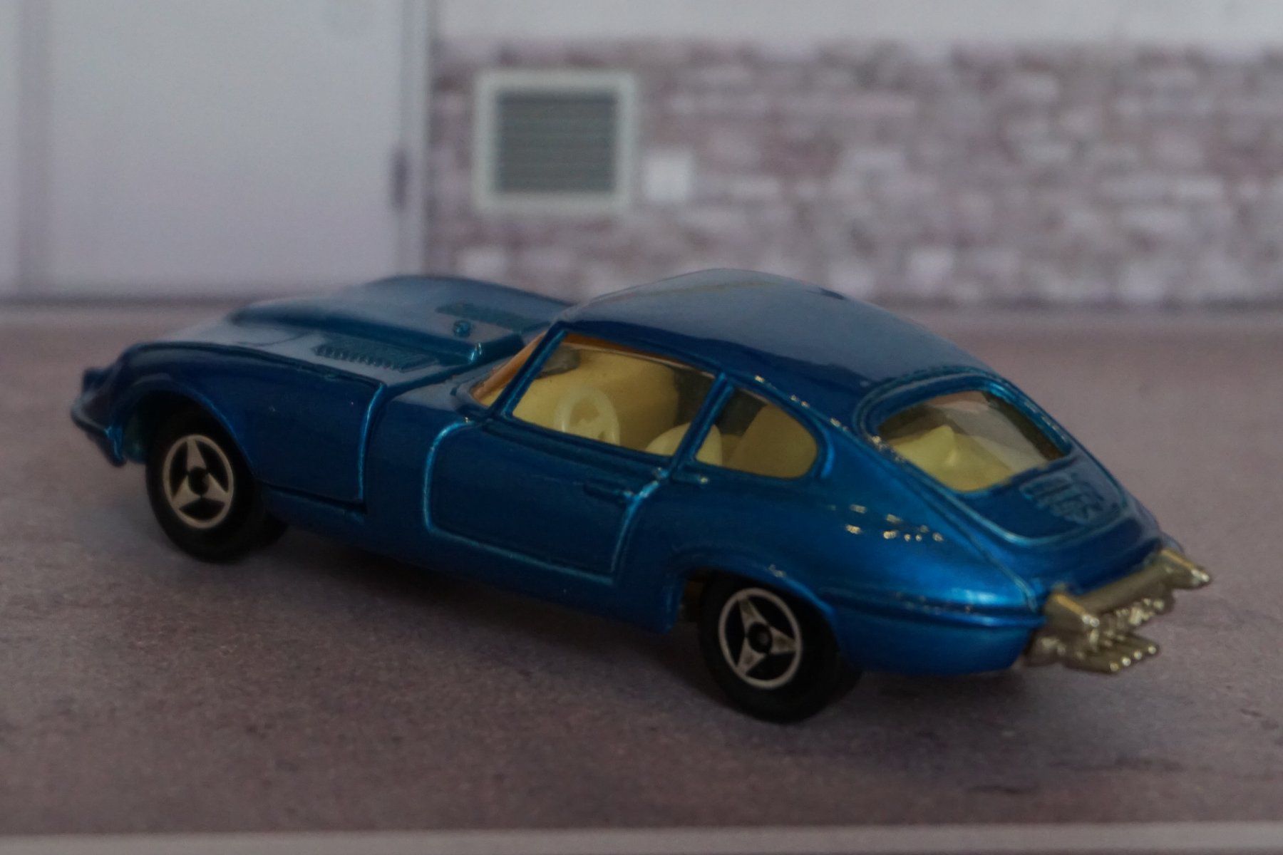 Majorette Modellini d'auto: Majorette Jaguar E V12 KULT TOP !!!!!!!!!!!!!!!!!! – Usato da Reiden venduto da Doppeldecker69 1