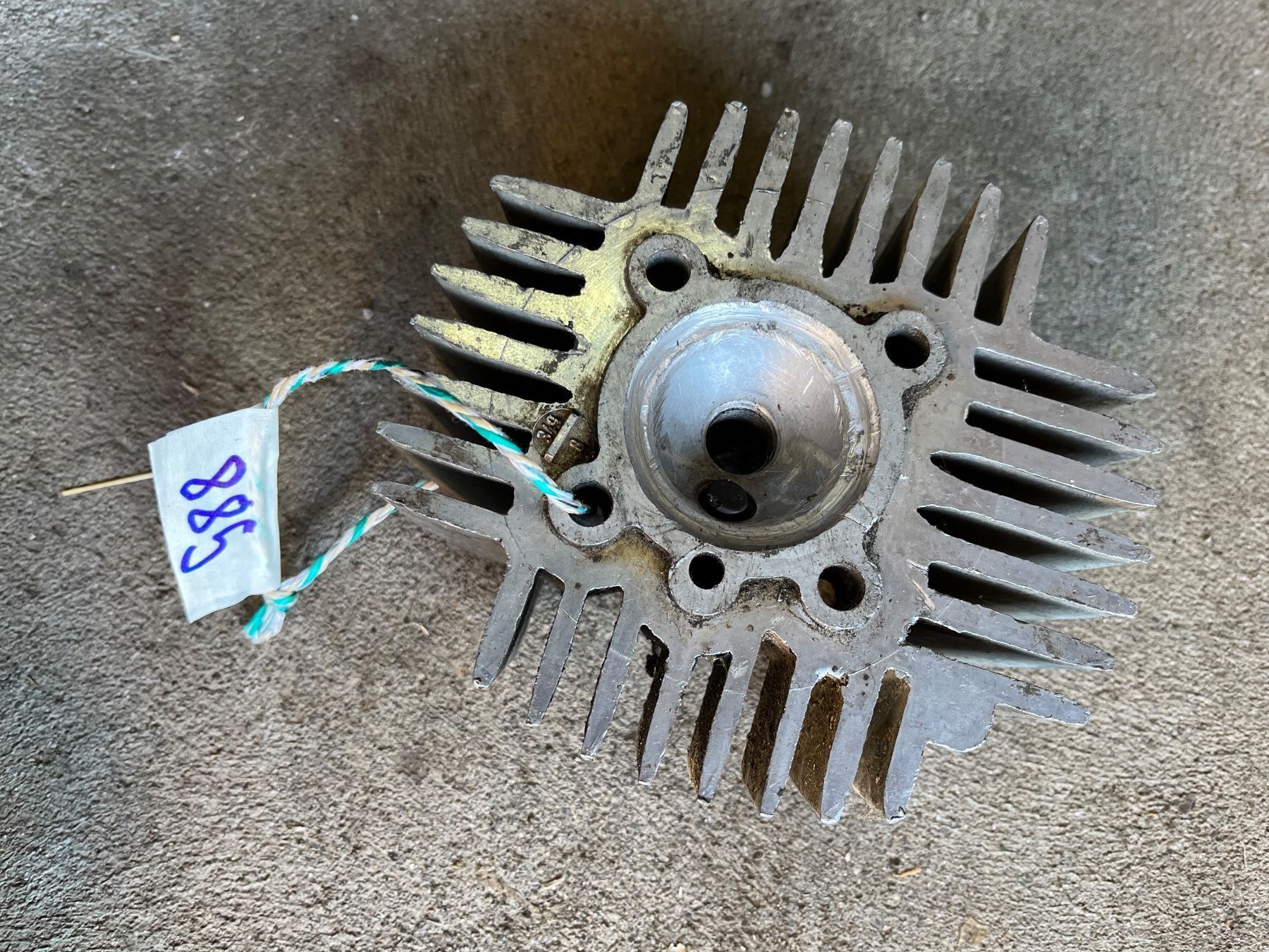 Parti ricambio per ciclomotori: Puch Maxi/X30 Zylinderkopf – Usato da Fahrni b. Thun venduto da berger_tuning34 1