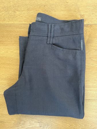 BRAX Leinenhose schwarz - Modell Marina (40)