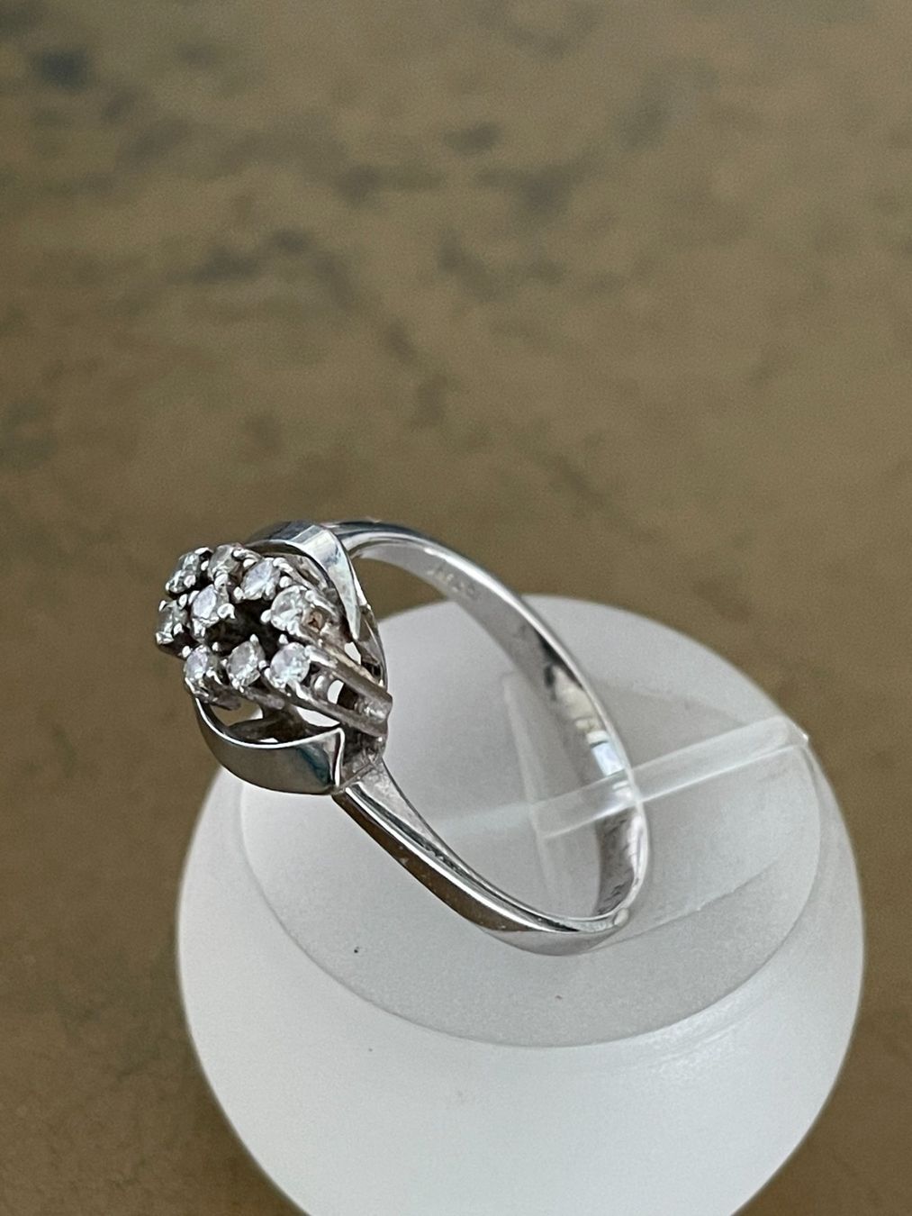 Anelli: Weissgoldring mit Brillianten – Usato da Muttenz venduto da einfach-schoen 1