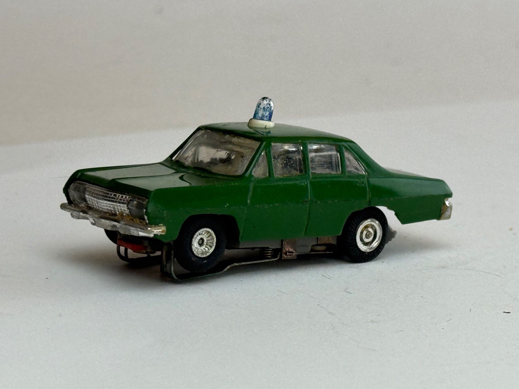 Faller Piste: GB5- Faller AMS Opel Commodore Polizei – Usato da Elm venduto da Wikmtz