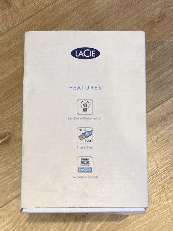 Lacie Dischi rigidi: LaCie Externe Festplatte - Design by Starck - 2 TB - USB 2.0 – Nuovo e nell'imballaggio originale da Herisau venduto da binguti 1