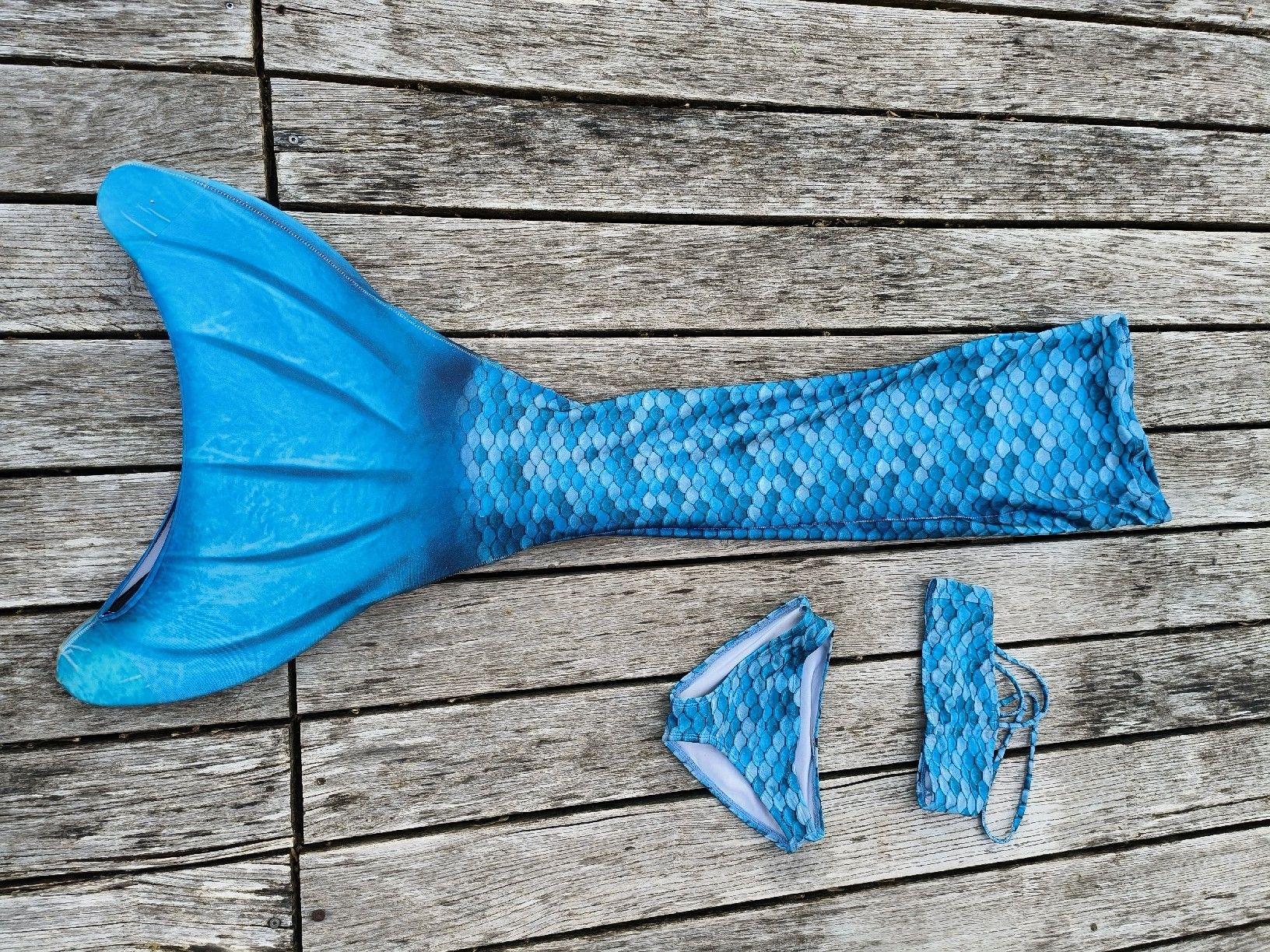 Costumi da bagno: Meeryungfrauenflossen Set 4 tlg. – Nuovo (secondo la descrizione) da Einsiedeln venduto da gomorrha1
