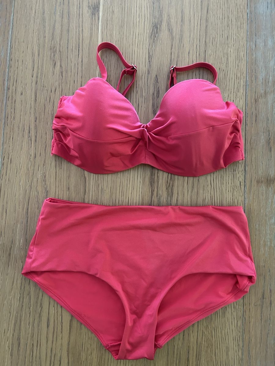 H&M Badekleider & Bikinis: 2 bikinis  – Gebraucht aus Lavey-Village von Ma79Vi 1