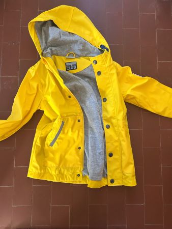 Gelbe Alive Regenjacke 134/140 NEU!!!