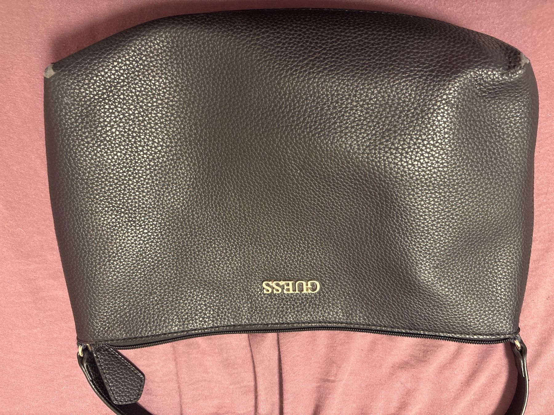 Guess Borse da donna: Guess Tasche schwarz – Usato da Oberkulm venduto da TD13
