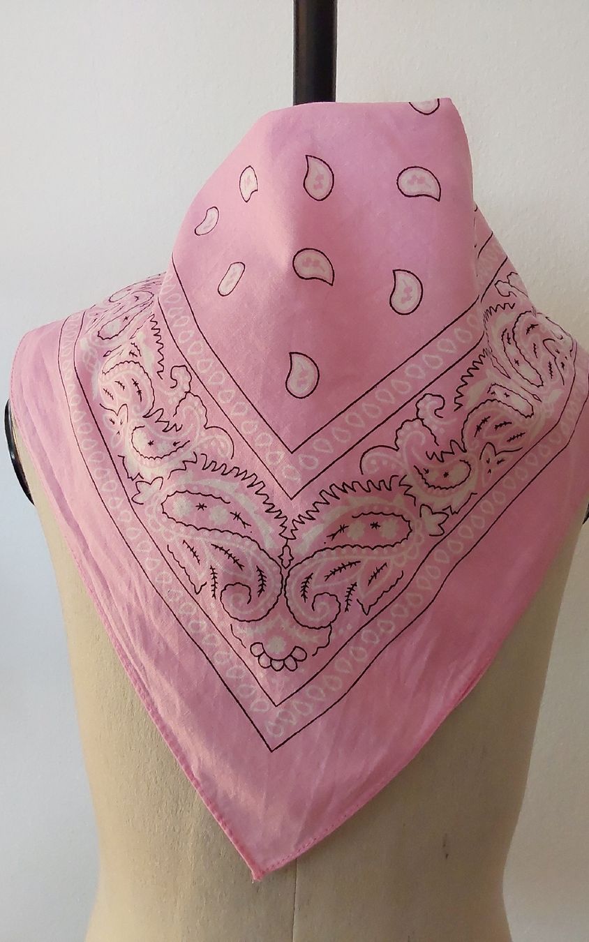 Foulards & écharpes: Baumwolltuch quadratisch rosa – Neuf (Voir description) à Köniz par scopello12