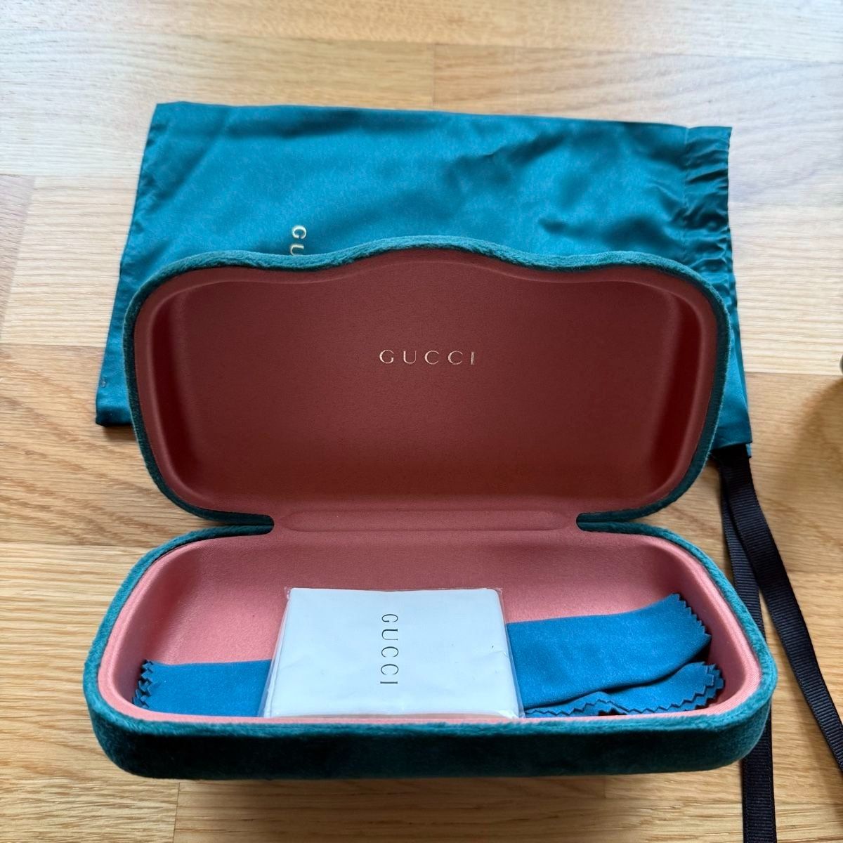 Occhiali & Lenti: Original Gucci Sonnenbrille – Usato da Thusis venduto da Steffi_P 3