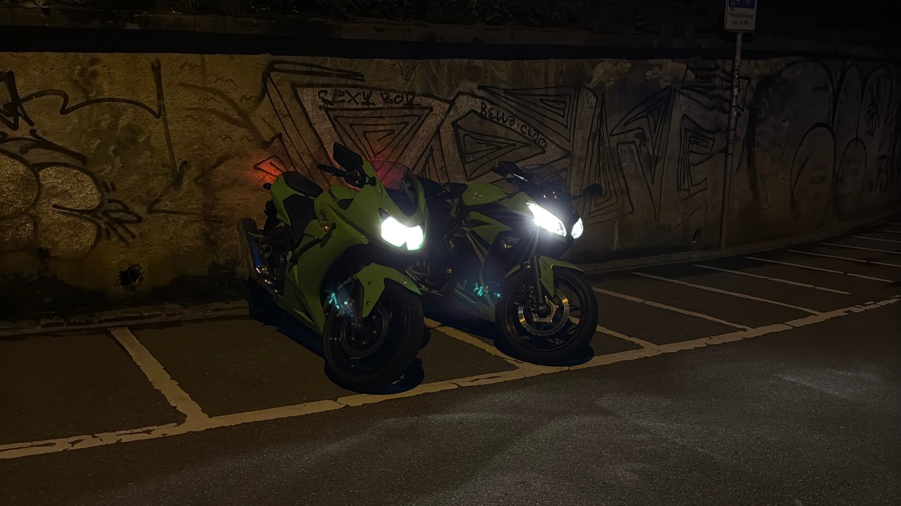 Kawasaki Strada: Kawasaki Ninja 300 Special Edition mit ABS – Usato da Hauptwil venduto da aromashop 4