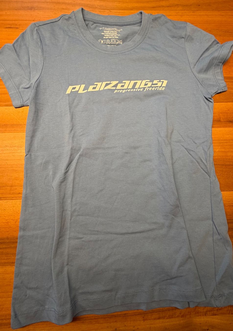 T-shirt: T-Shirt Platzangst "progressive freeride", grau – Nuovo (secondo la descrizione) da Adligenswil venduto da swisstra