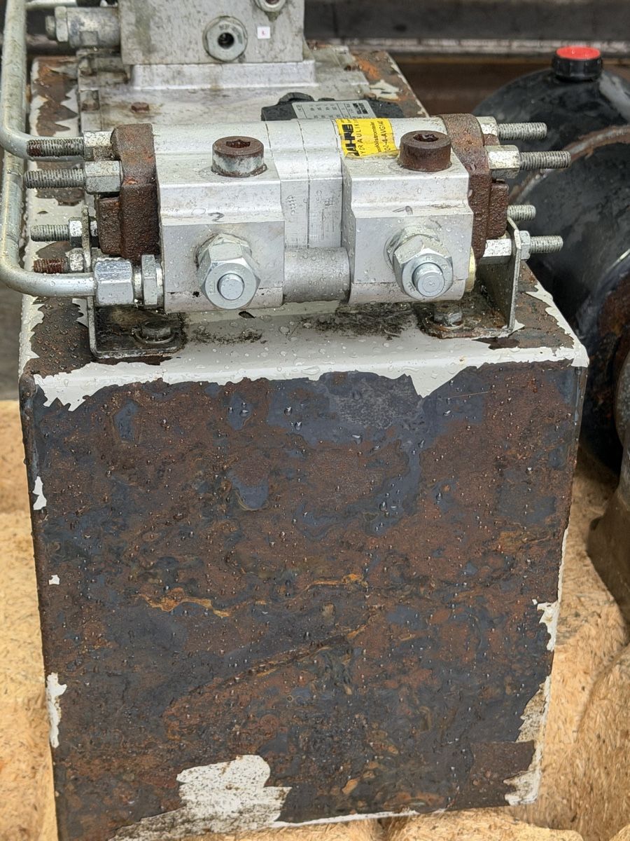 Tutte le macchine: Hydraulikaggregat – Usato da Merenschwand venduto da Schaerer. 5