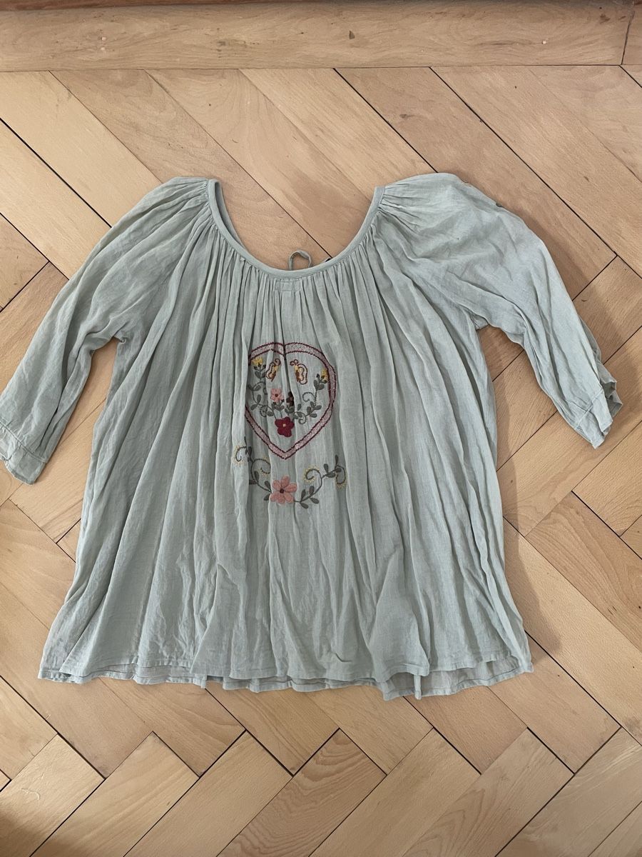 Camicette: Bluse mit Stickerei – Usato da Solothurn venduto da sim_l6lb 1