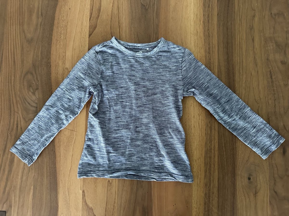 Chemises, T-shirts & Polos: 6 Kinder Langarmshirts Grösse 116 – D'occasion à Uetikon am See par Ccsibi 3