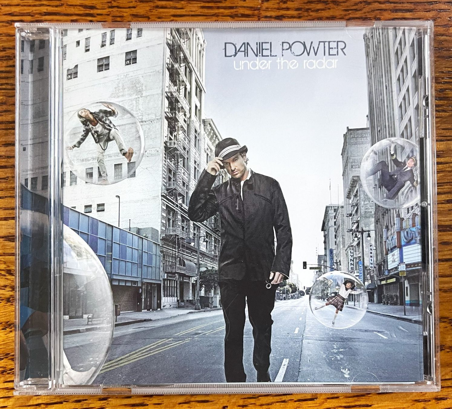CD: DANIEL POWTER: under the radar CD – Usato da Oftringen venduto da Vucki