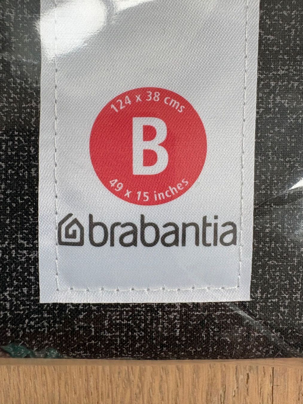 Brabantia Assi da stiro: NEU: Brabantia Bügeltischbezug – Nuovo e nell'imballaggio originale da Gossau SG venduto da Black-Queen 1