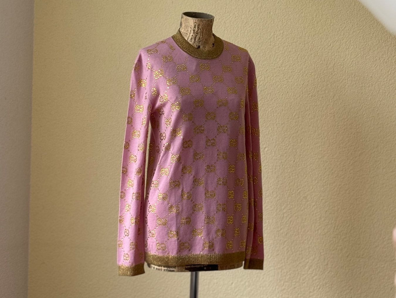 Gucci Pullover & Sweatshirts: Gucci Pullover – Neu (gemäss Beschreibung) aus Rotkreuz von Mini_mela33