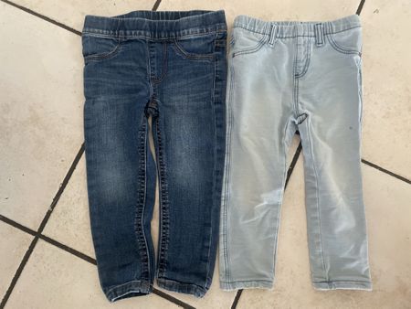 2 Mädchen Jeans Gr. 92 guter Zustand