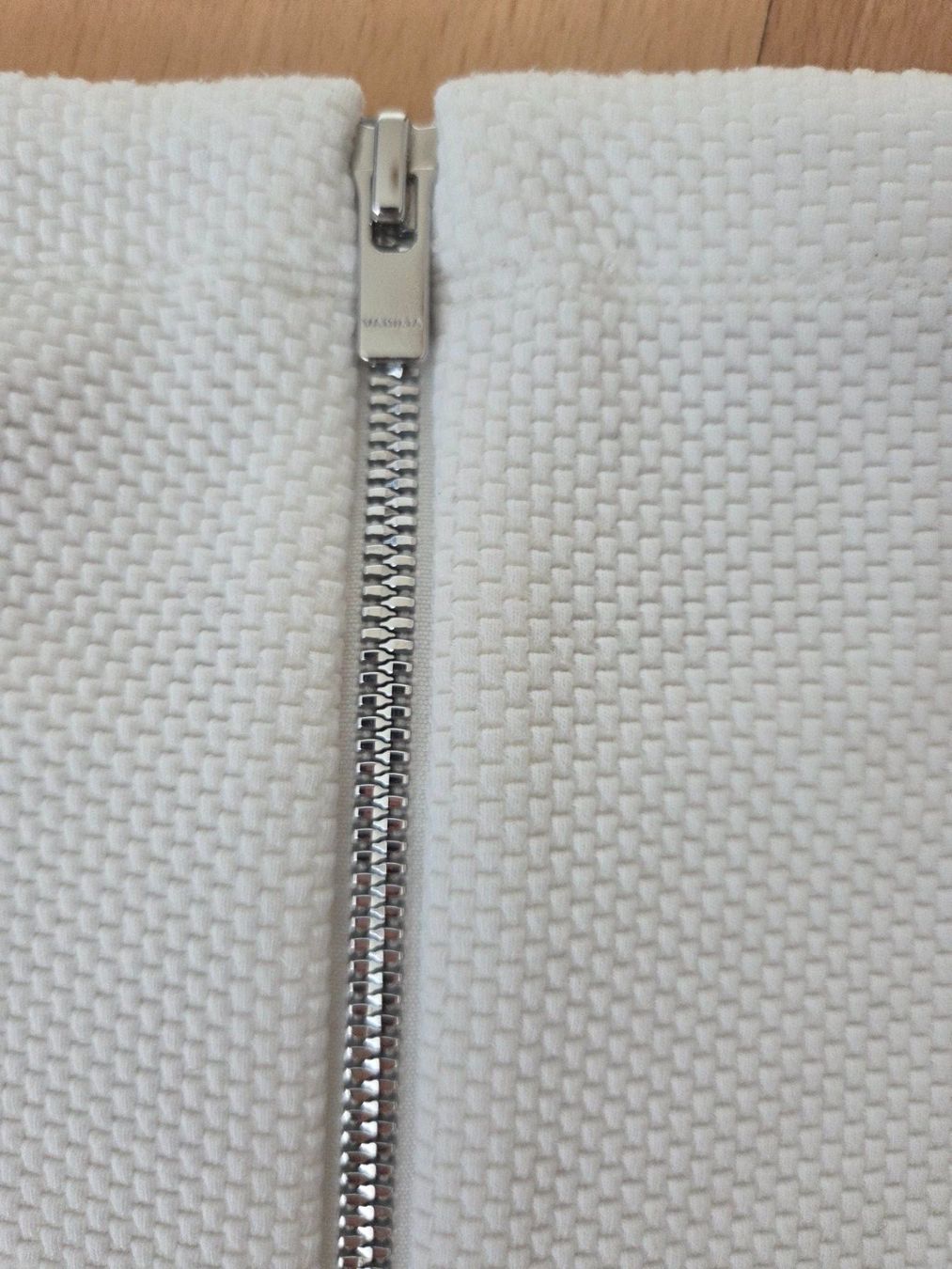 Pullover & Sweatshirts: Vanilia White Pullover - S – Gebraucht aus Zug von Bibibo 1
