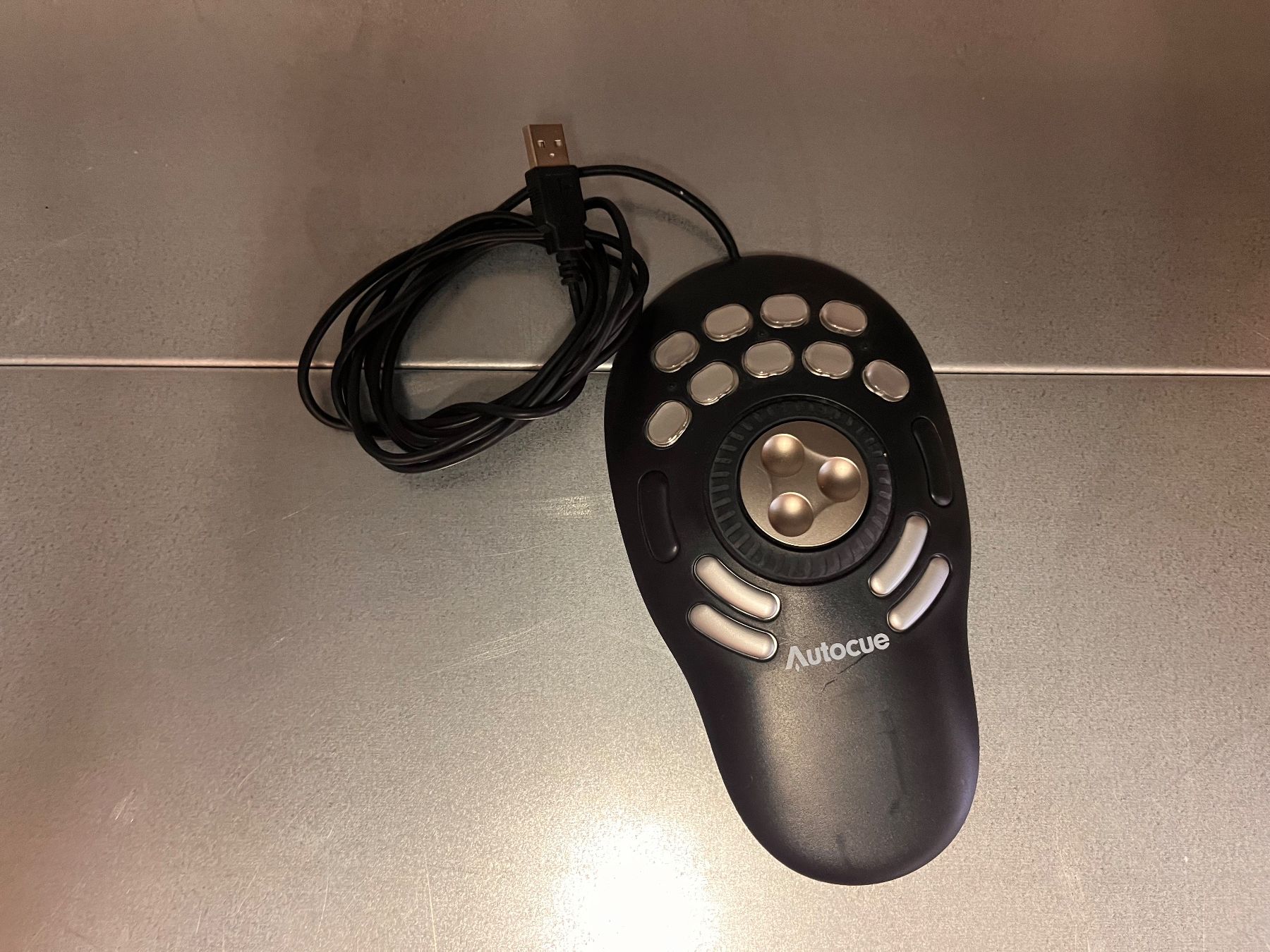 Steuerung: Contour Design Multimedia Controller PRO V2 USB-Controller – Gebraucht aus Fehraltorf von m--w 3