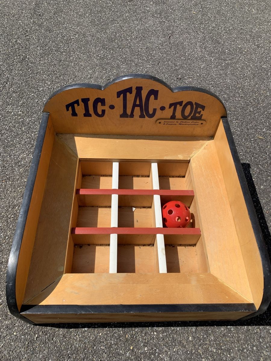 Giochi: Grosses Tic Tac Toe zu verschenken  – Usato da Uster venduto da lot_c62q
