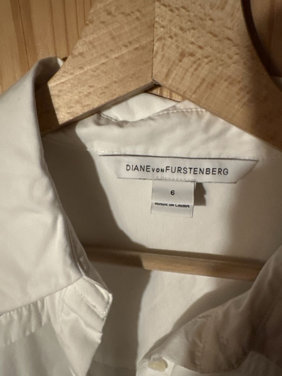 Diane von Furstenberg Chemisiers: Bluse von Diane von Fürstenberg – D'occasion à Donat par troja007 1