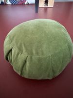 Yoga cushion green velvet used condition