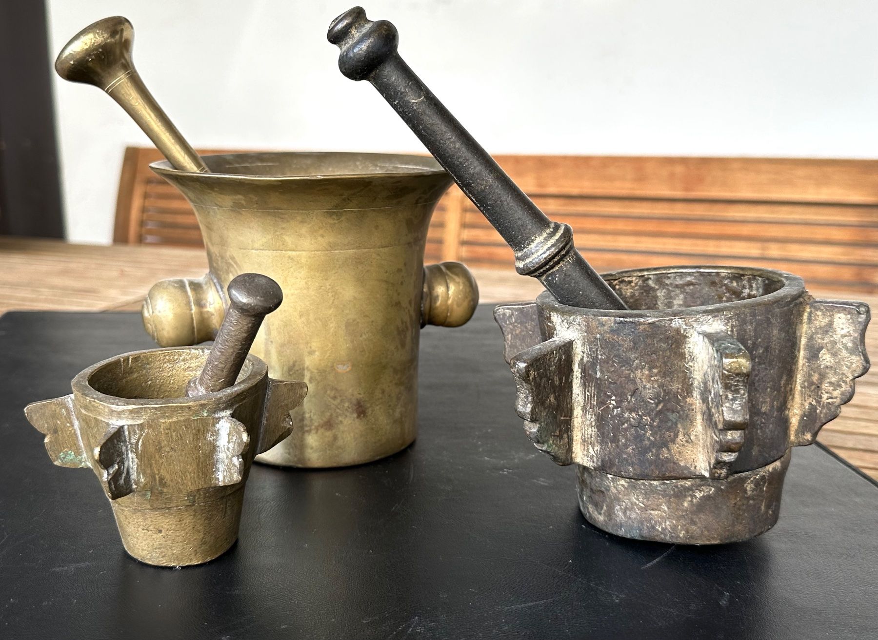 Altro per cucinare: 3 antike Mörser mit Stösseln aus Messing – Usato da Seltisberg venduto da quadartswiss 1
