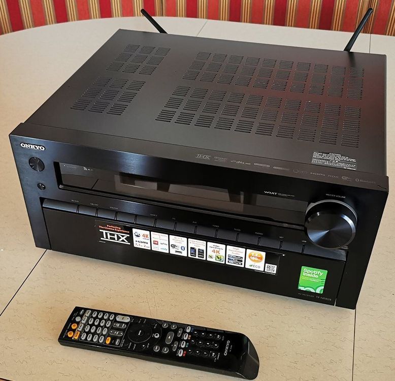 Onkyo AVRECEIVER TXNR828 Kaufen auf Ricardo