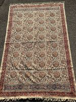 Antikes persisches Susani-Textil mit Blumenmuster