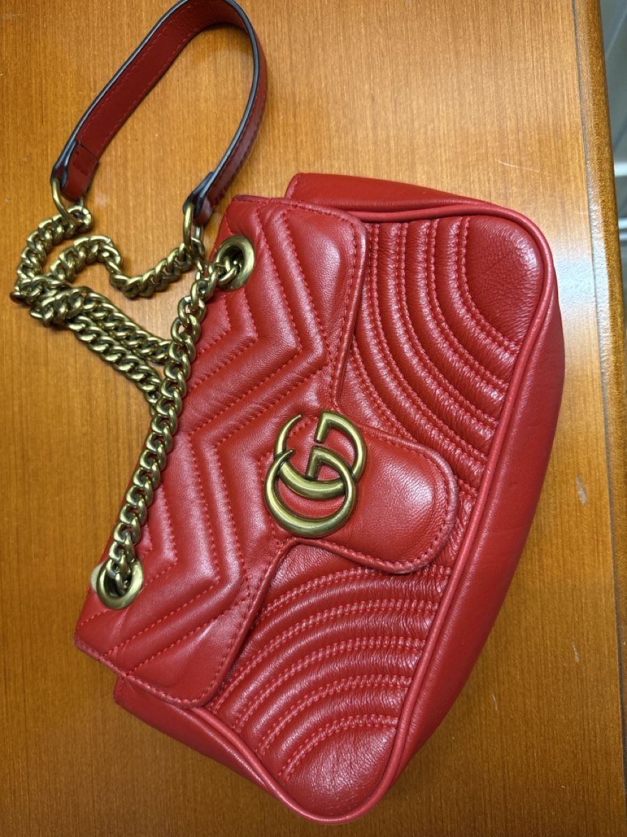 Borse da donna: Rote Tasche aus echtem Leder  – Usato da Basel venduto da wic_f7cf