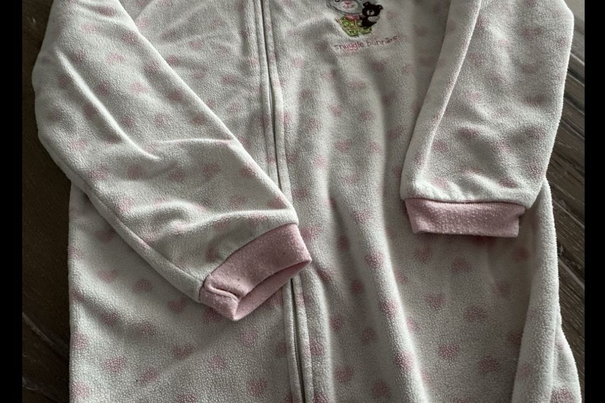 Carter's Pyjamas & Ähnliches: Carter's Mädchen Pyjama Fleece Gr. 3T 98 – Gebraucht aus St. Gallen von oli_ryy9 3