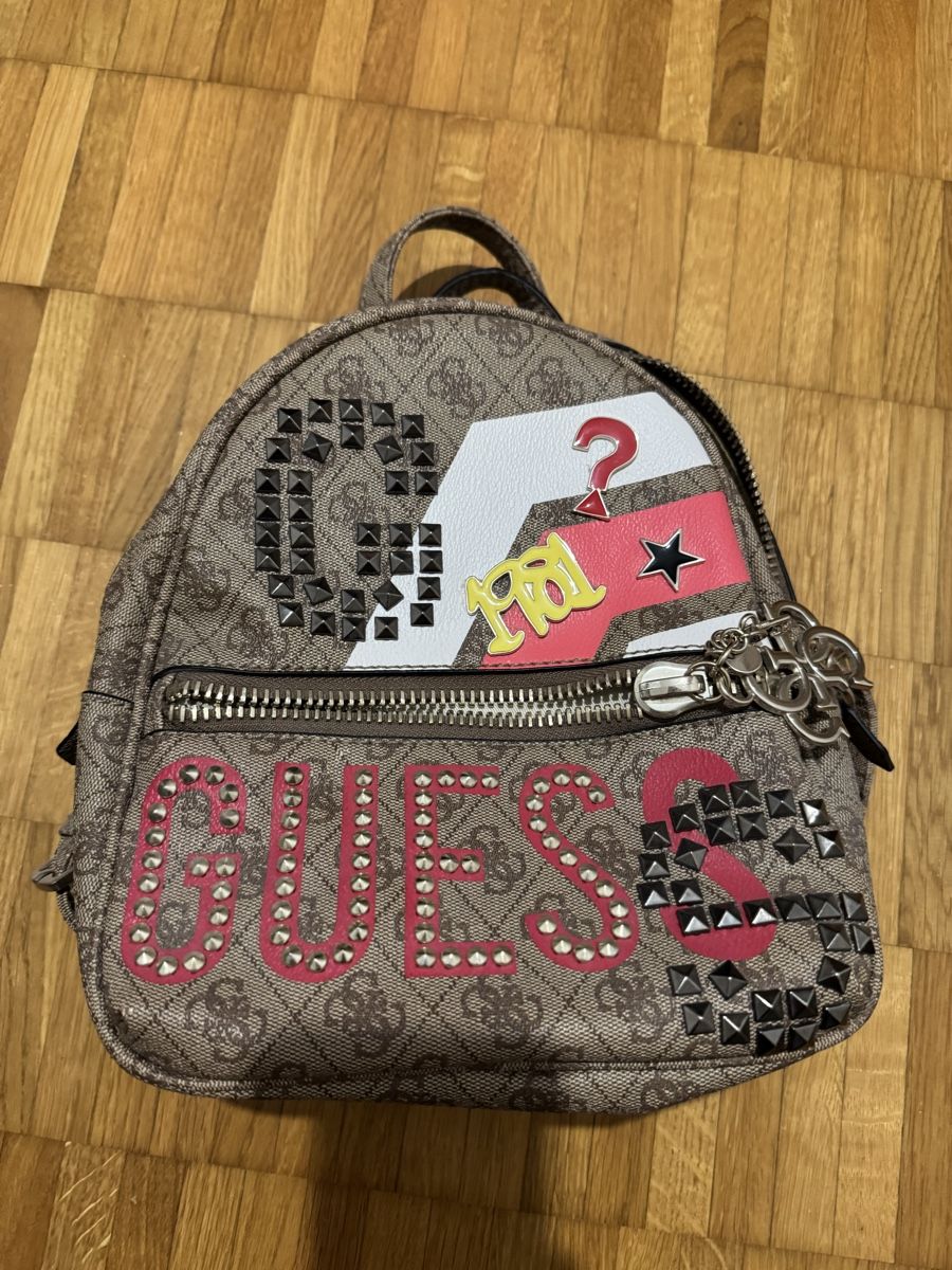 Guess Zaini: Guess Rucksack – Usato da Obernau venduto da portofreak