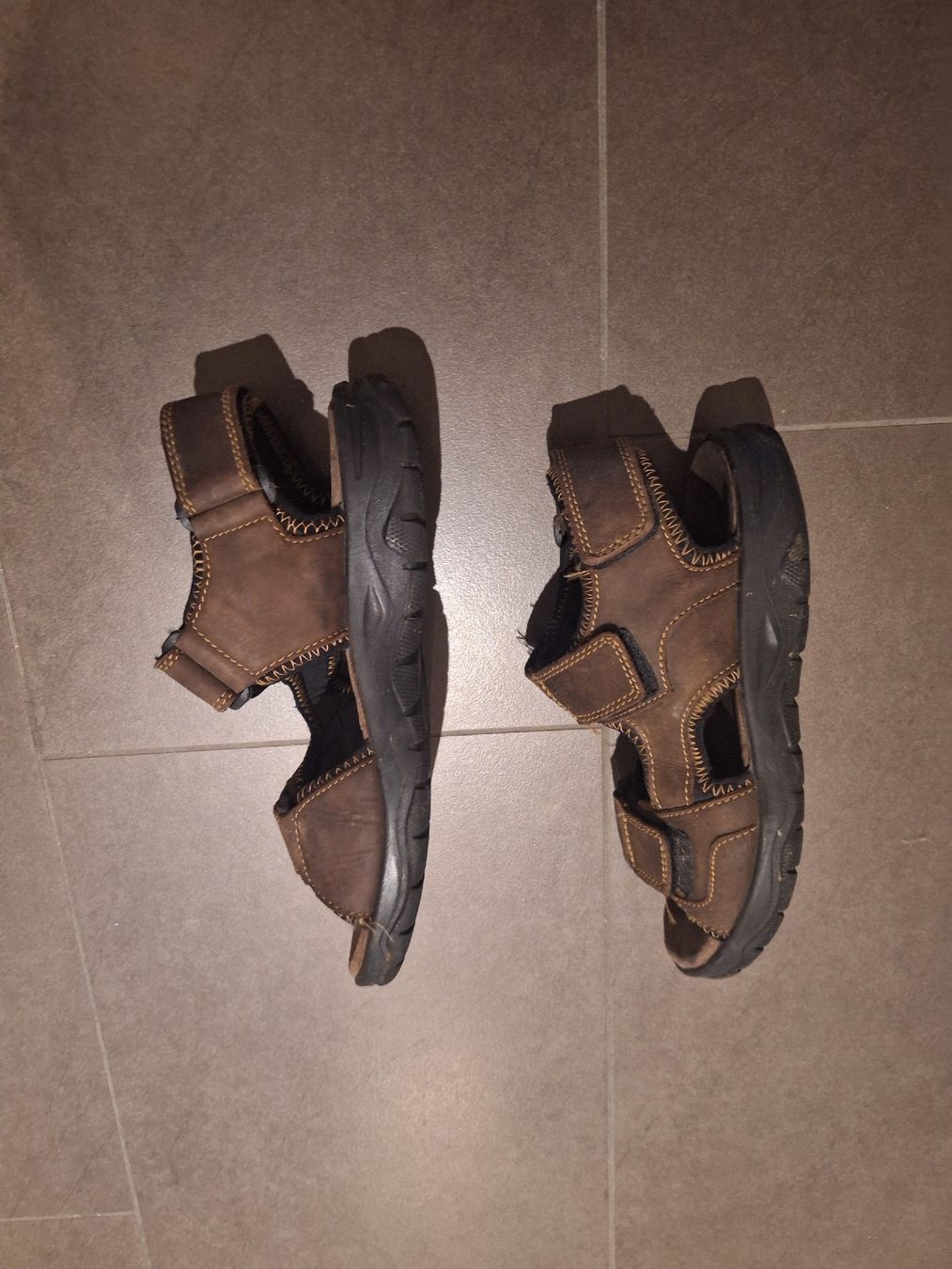 Chaussures hommes: Brown Leather Summer Sandals, Size 40 – D'occasion à Brugg AG par ahauserd 1