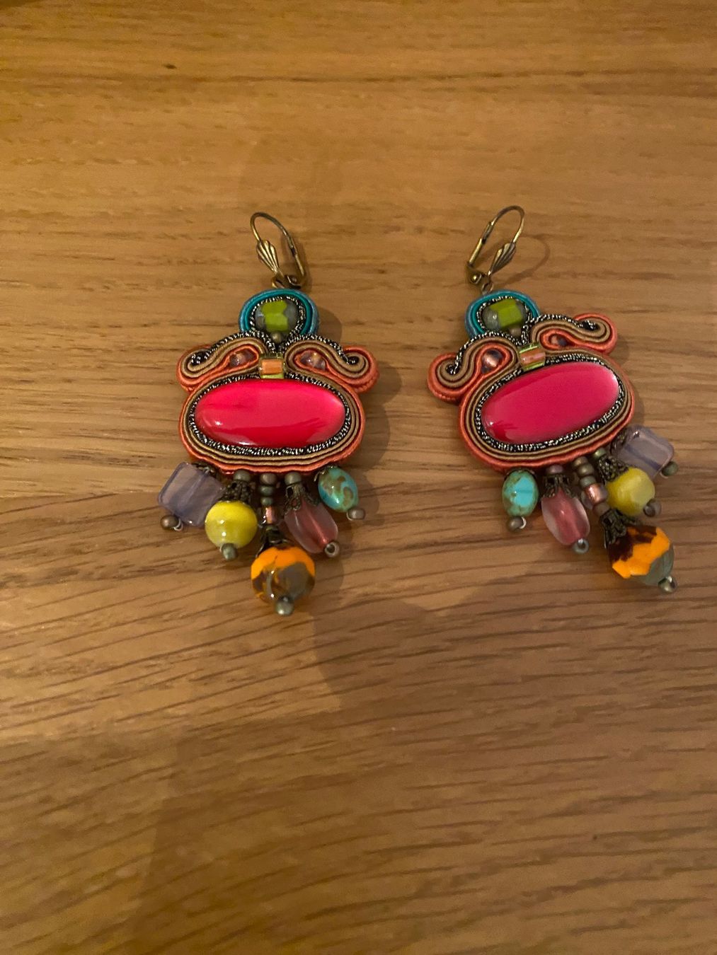 Orecchini pendenti & Orecchini a lobo: Dori Csengeri Designer Jewelry – Usato da Vaduz venduto da Jriedl
