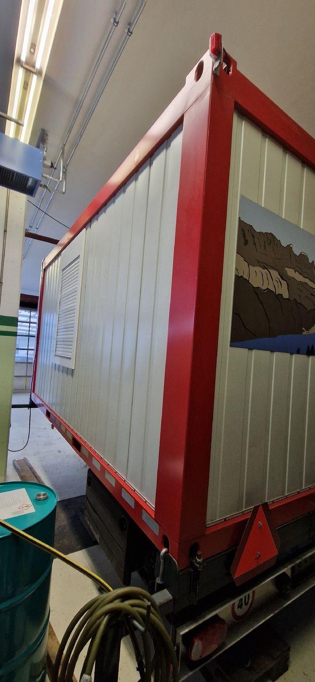 Contenitori edile: Tremco Container Wohnwagen – Usato da Murg venduto da mar_t7qy 2
