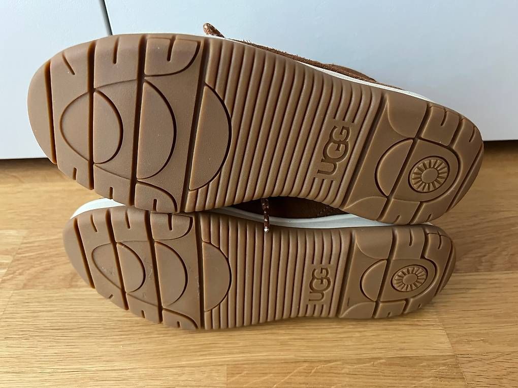 Ugg Scarpe da donna: UGG Lakesider Heritage Mid Stiefelette Aus Wildleder – Nuovo (secondo la descrizione) da Ehrendingen venduto da Nr.7 3