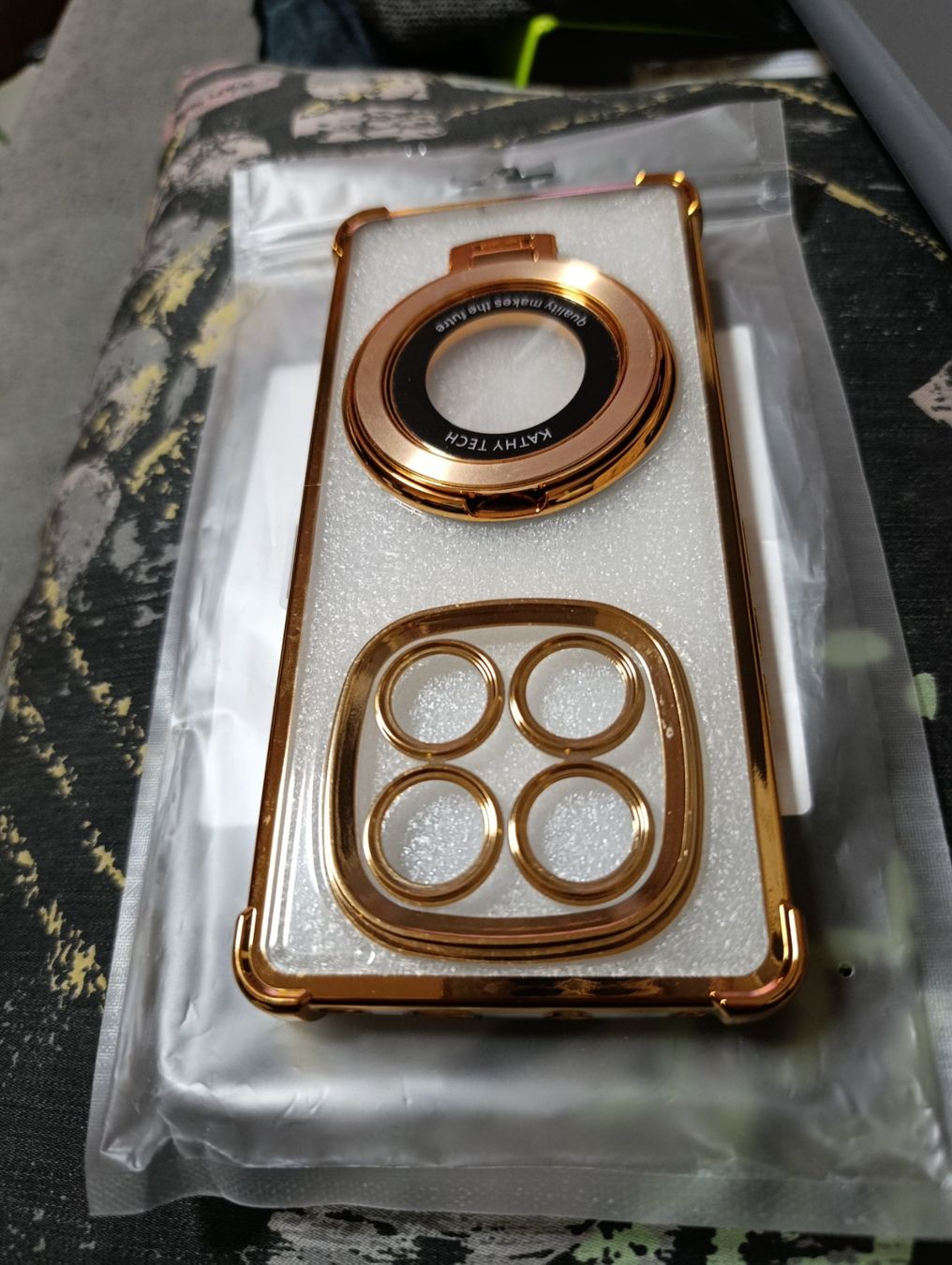 Xiaomi Cover & Protezioni schermo: cover Xiaomi redmi Note 14 pro – Nuovo e nell'imballaggio originale da Eggersriet venduto da Corolla60