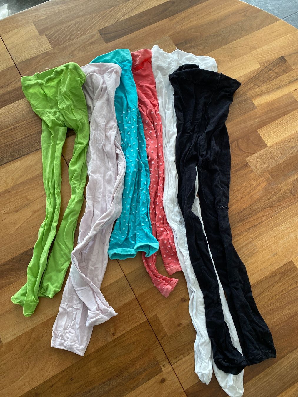 Lotti & Set di vestiti: Ballett Kleiderpacket 4-7 jährig – Usato da Lotzwil venduto da kj78 4