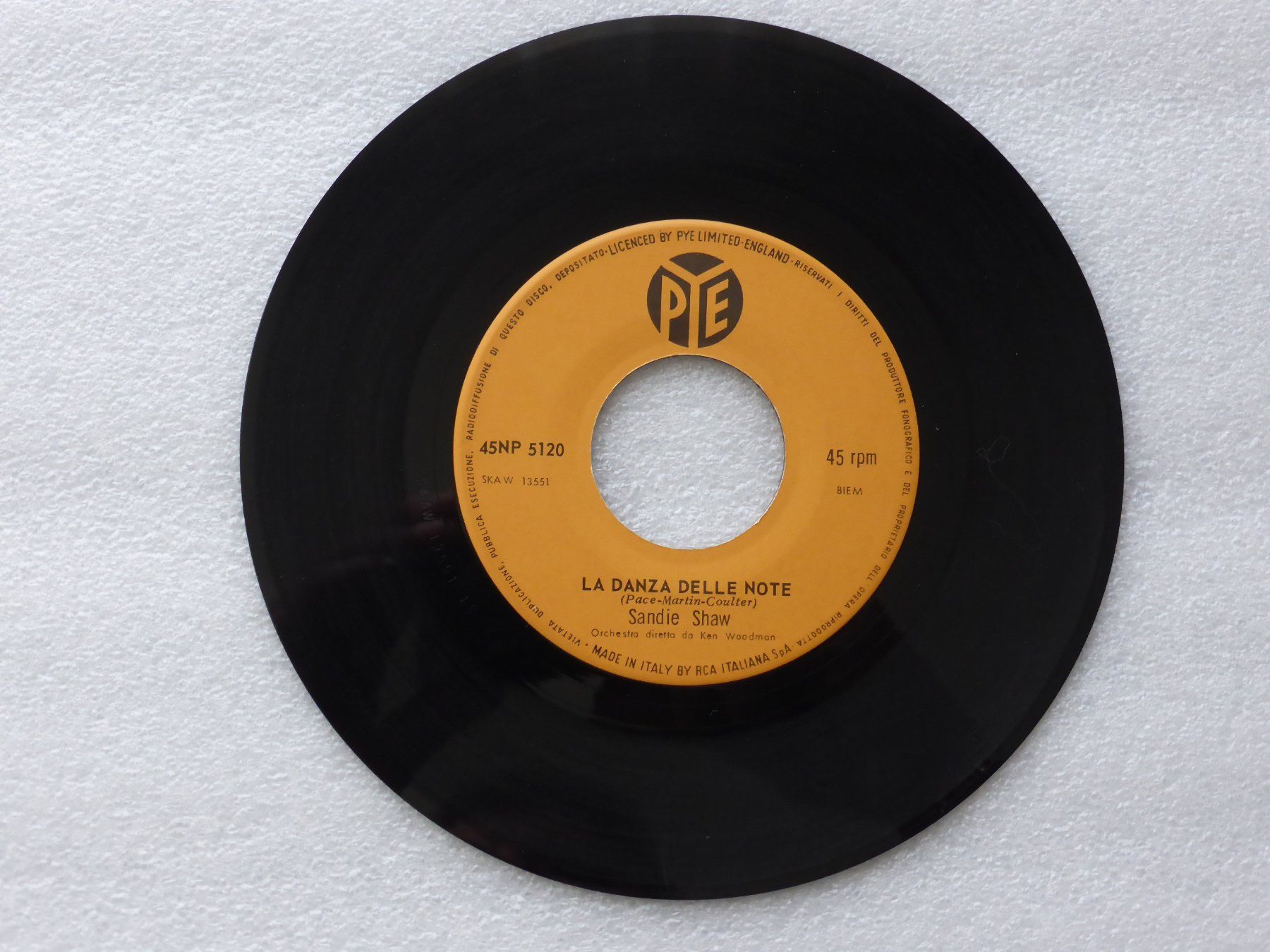 Schallplatten: Vinyl Single   SANDIE SHAW – Gebraucht aus Küssnacht am Rigi von Mondkinder 2