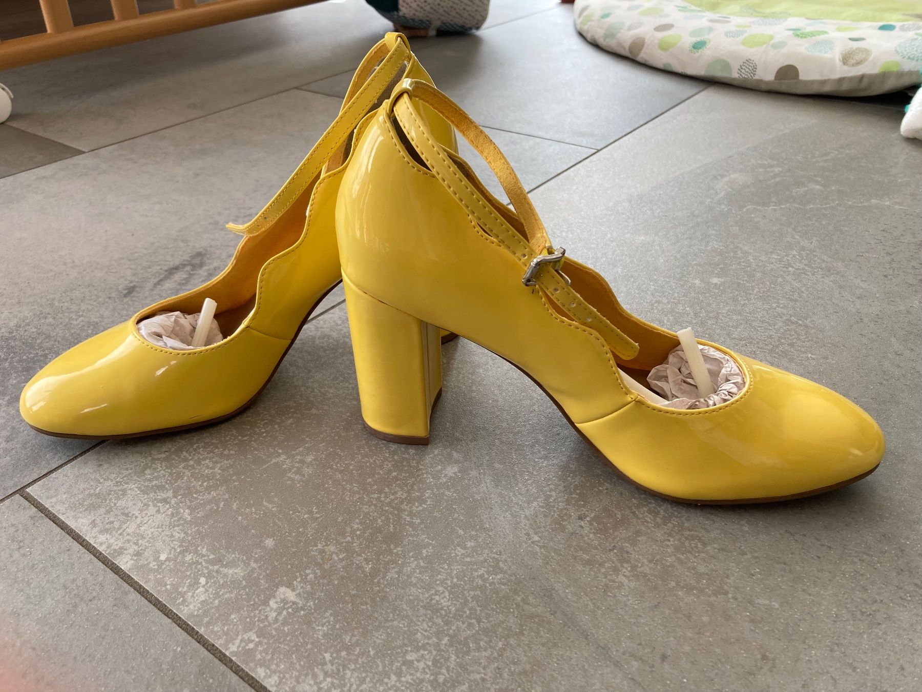 Tamaris Scarpe da donna: Escarpins à brides Tamaris – Usato da Courgenay venduto da hertzogg 2