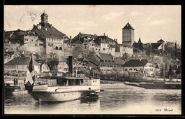 AK Morat, Schiff am Ufer, Blick in den Ort