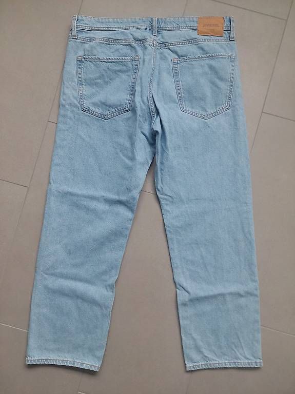 Jeans: Jeans Loosefit 33/34 – Nuovo (secondo la descrizione) da Nottwil venduto da mar_6bxt 2