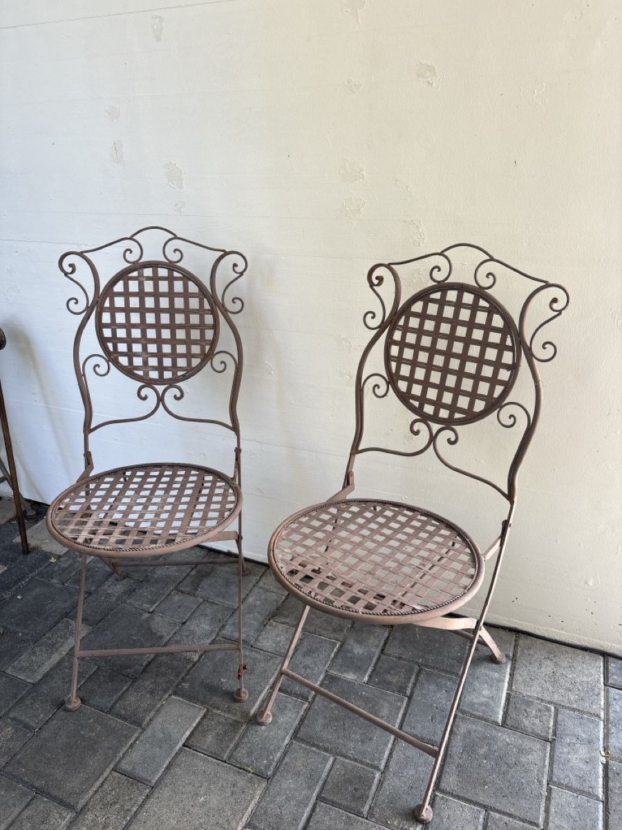 Stühle: 2x Metal Stühle – Gebraucht aus Wiesendangen von Powersandra03
