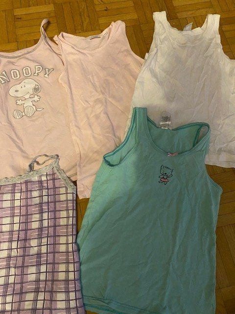 Lotti & Set di vestiti: Kleiderpaket Mädchen 12-teilig Grösse 134 /140 – Usato da Emmen venduto da Aribini 2